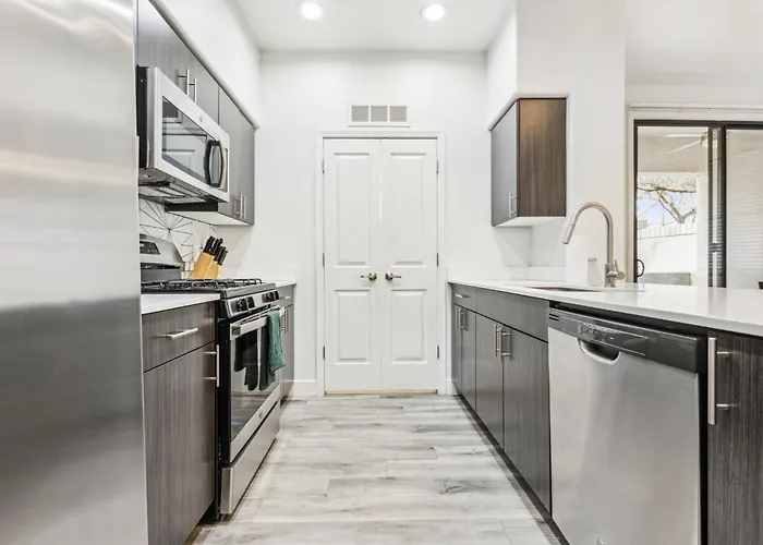 Apartment Cozysuites By The Stadium With Pool 28 Glendale