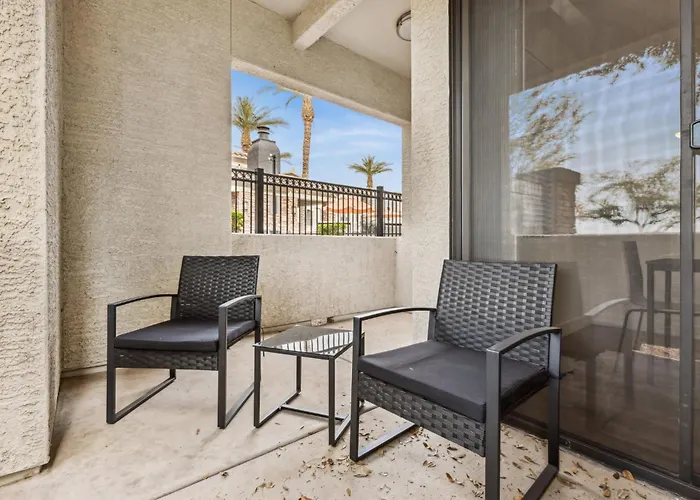 Cozysuites By The Stadium With Pool 28 *
